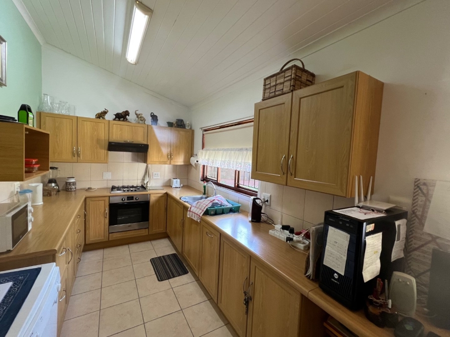 2 Bedroom Property for Sale in Harkerville A H Western Cape